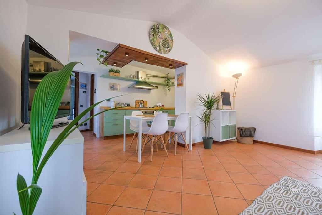 Intero Alloggio: Frida'S Apartment Bergamo Exterior photo